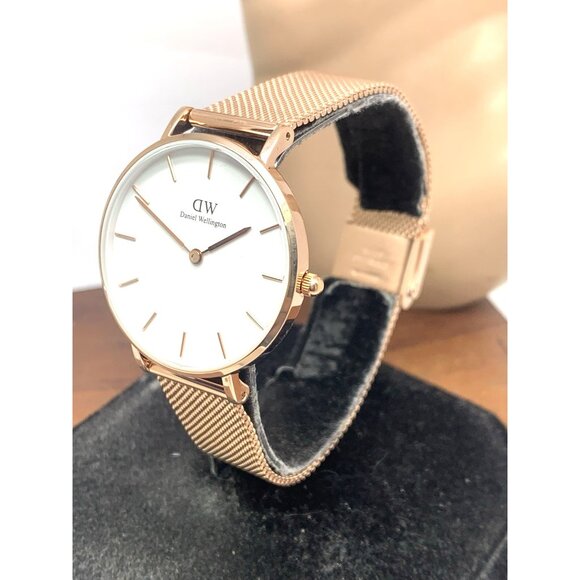 Daniel Wellington Women's Watch DW00100163 White Dial 32mm Rose Gold Mesh Strap - Picture 2 of 14
